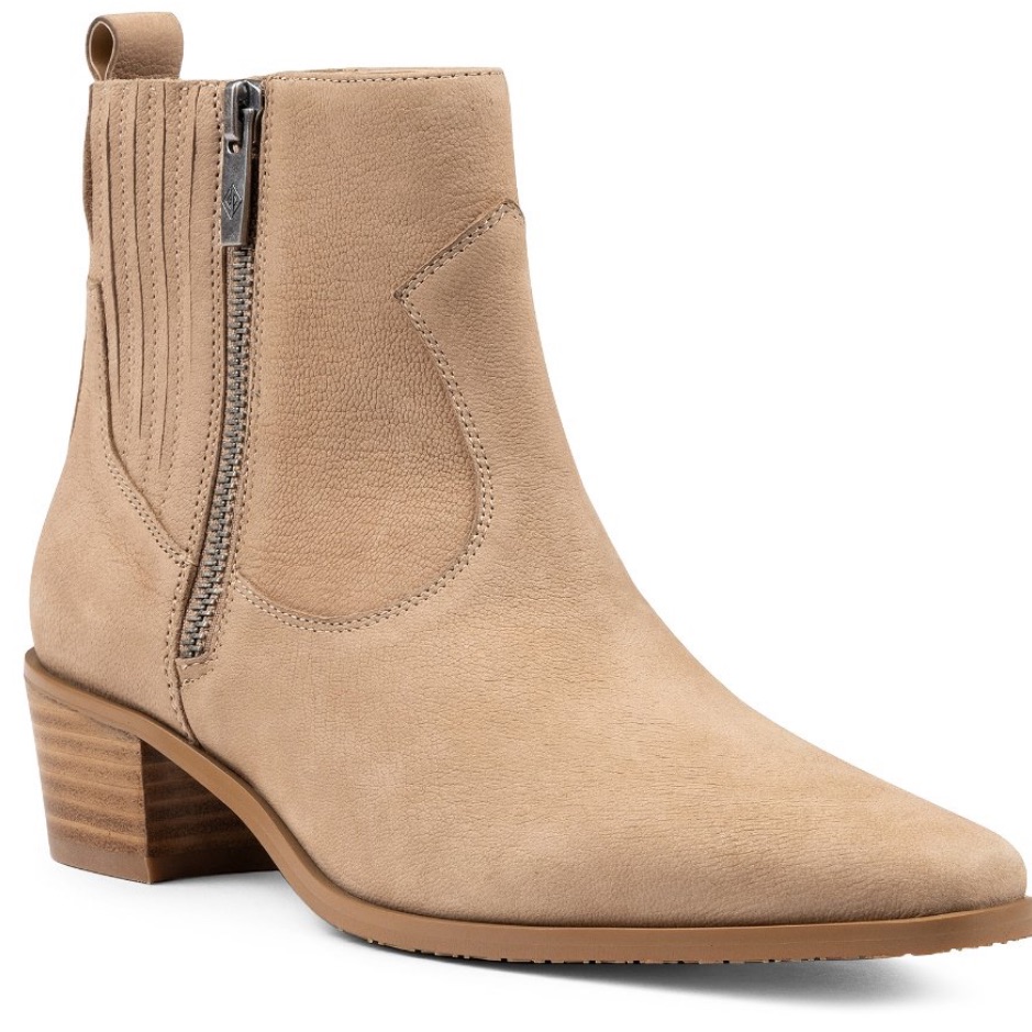 Donal J Pliner Banks Booties Size 8